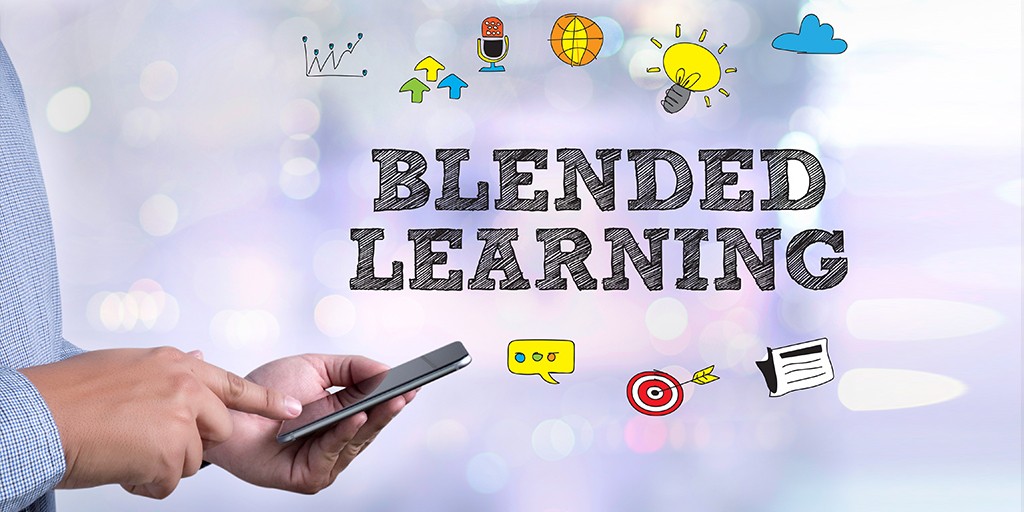 Guide to Use Blended Learning for Corporate Training